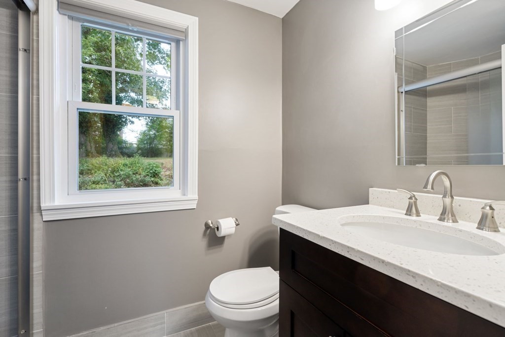 81 Wetherbee Road Waltham, MA 02453 - Photo 8 of 40