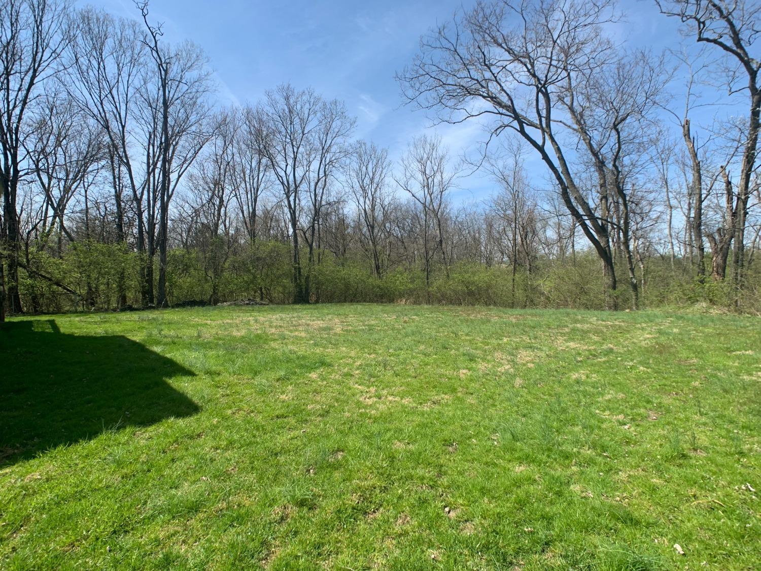 904 Locust Corner Road Cincinnati, OH 45245 - Photo 17 of 17 Gallery Image 17
