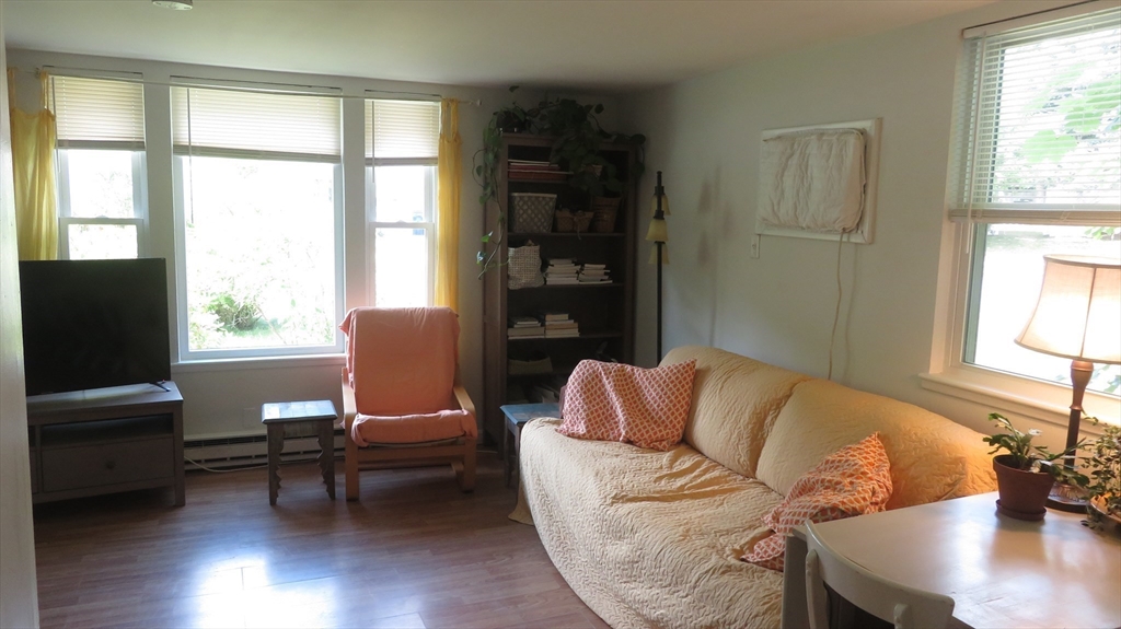 31 Edward Road, Unit SINGLE FAM Newton, MA 02465 - Photo 10 of 21