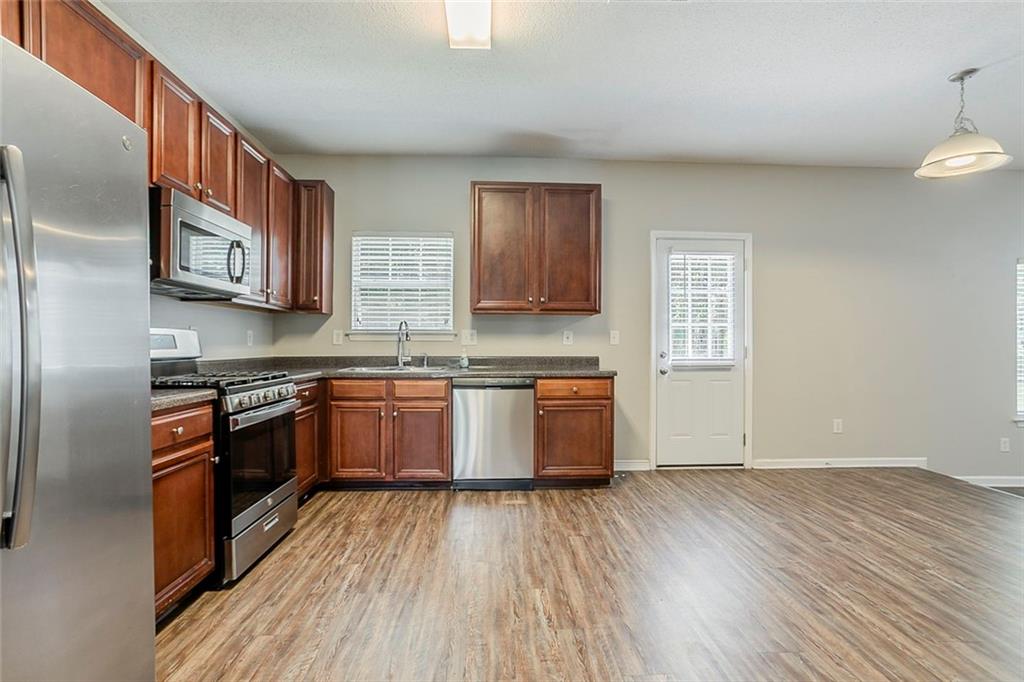 4938 Wewatta Street Atlanta, GA 30331 - Photo 5 of 44