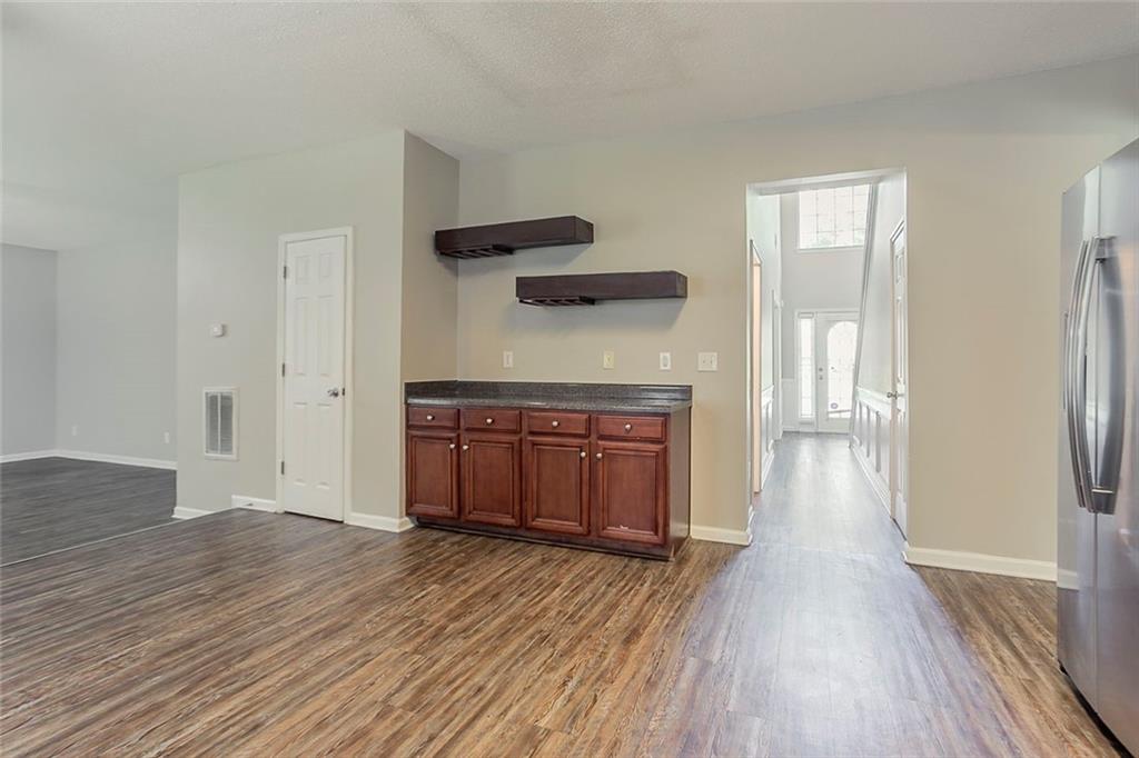 4938 Wewatta Street Atlanta, GA 30331 - Photo 7 of 44