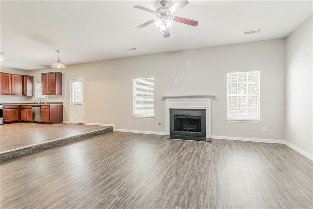 4938 Wewatta Street Atlanta, GA 30331 - Photo 8 of 44