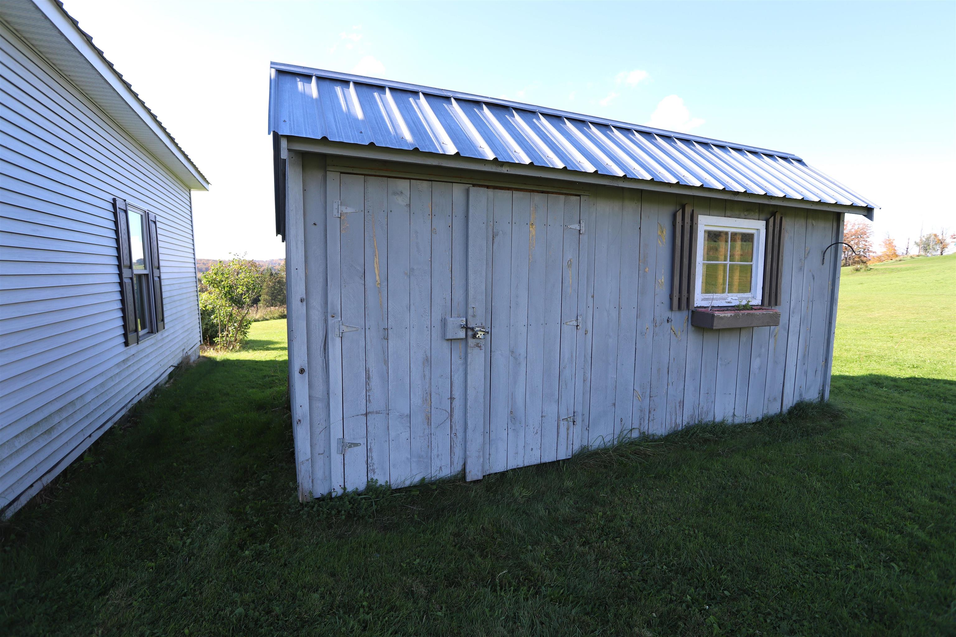 1113 Stearns Brook Road Holland, VT 05830 - Photo 27 of 42 Gallery Image 27