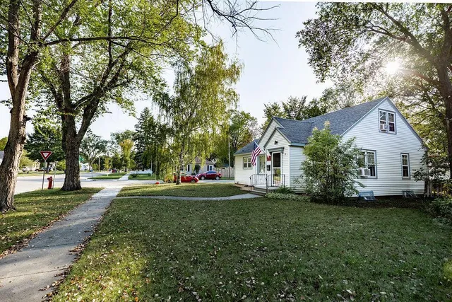 $248,000 | 603 12th Street North, Moorhead, MN 56560
