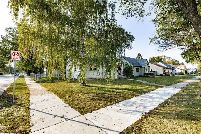 $248,000 | 603 12th Street North, Moorhead, MN 56560