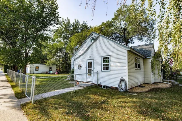 $248,000 | 603 12th Street North, Moorhead, MN 56560