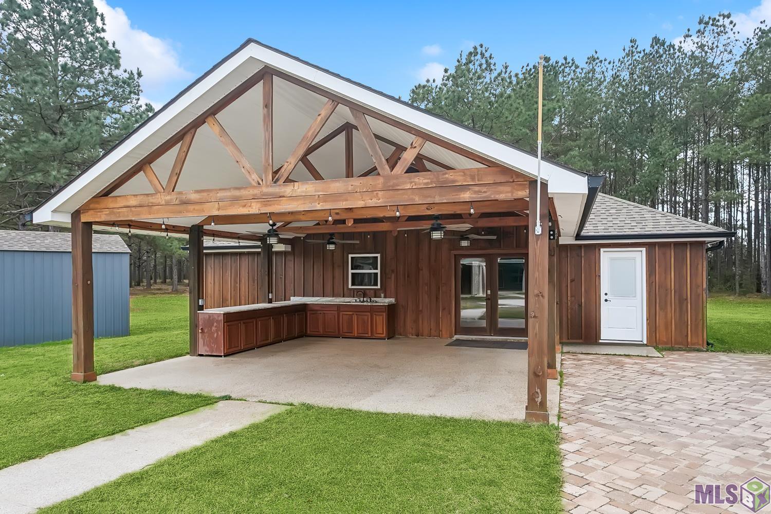 15182 Sterling Smith Road Roseland, LA 70456 - Photo 24 of 31 Pool House