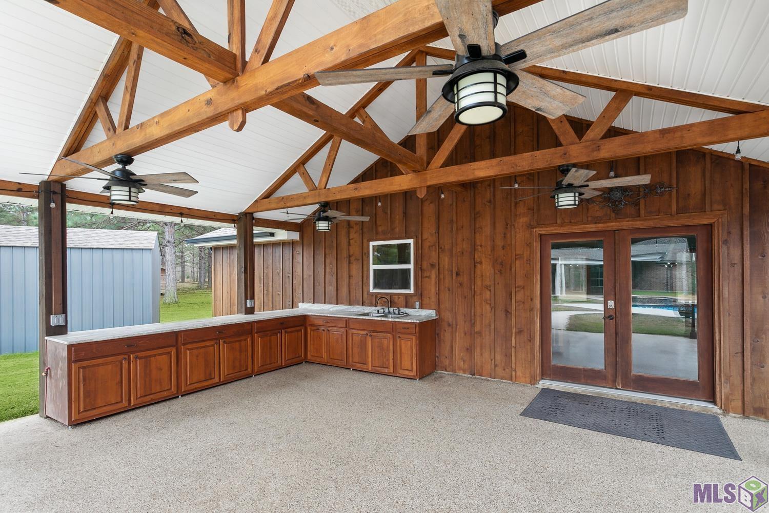 15182 Sterling Smith Road Roseland, LA 70456 - Photo 25 of 31 Outdoor Kitchen