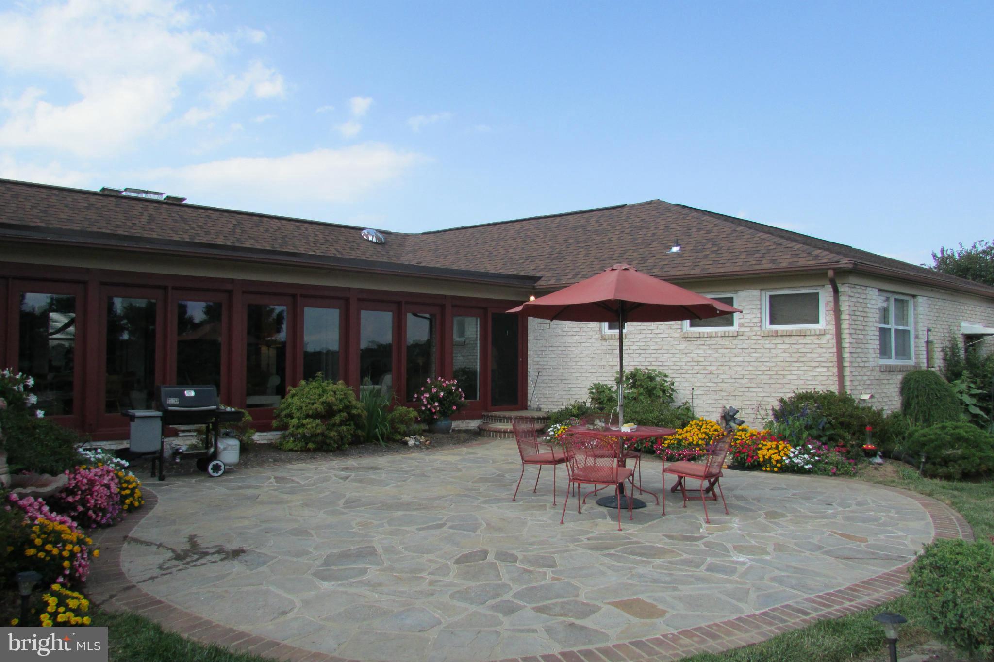 5847 Old Bohn Road Mount Airy, MD 21771 - Photo 10 of 18 patio