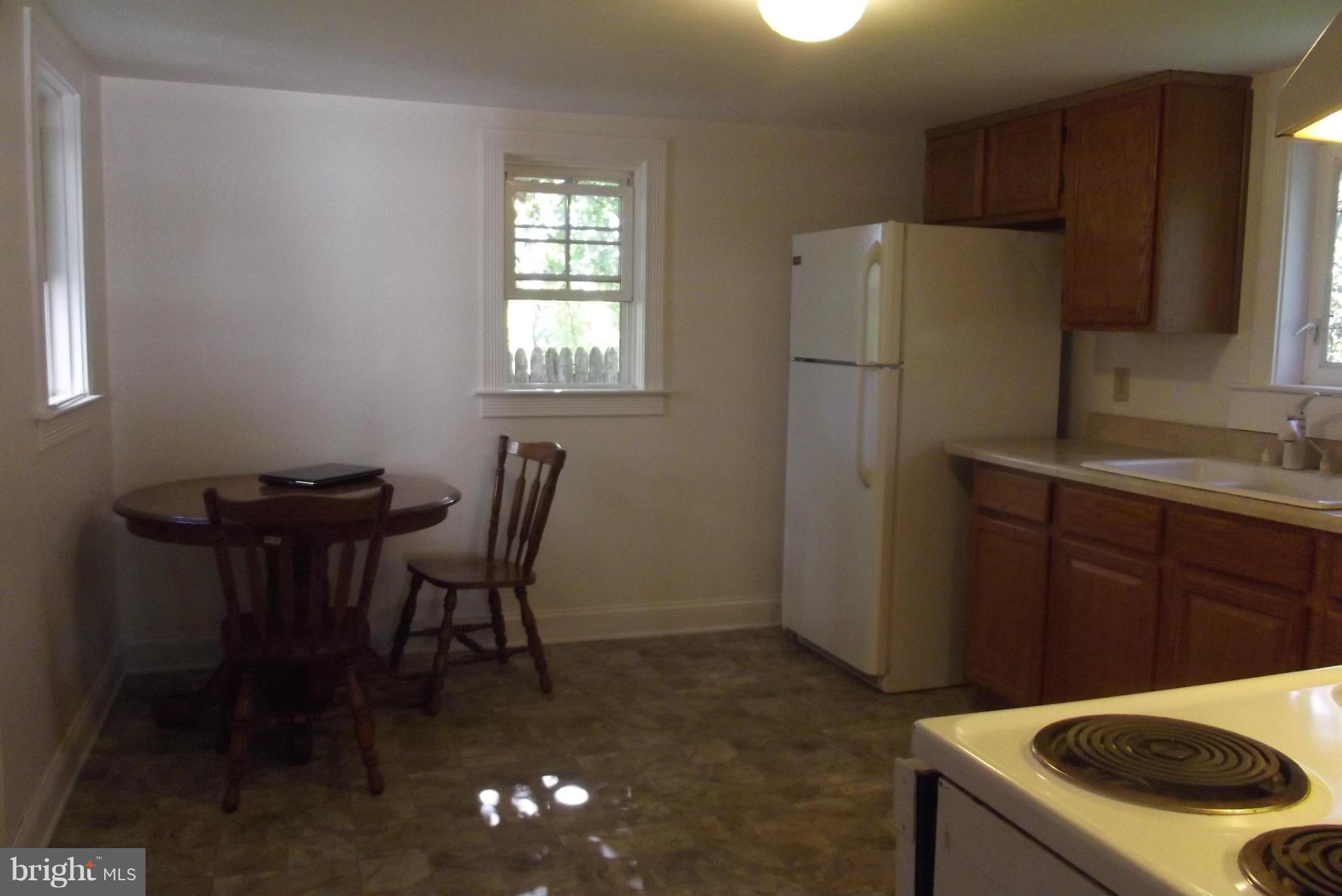 5744 Charles Town Road Kearneysville, WV 25430 - Photo 6 of 17 Eating space in Kitchen