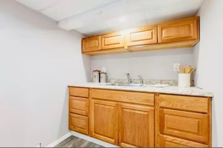 2 Hockanum Way Worcester, MA 01606 - Photo 2 of 12