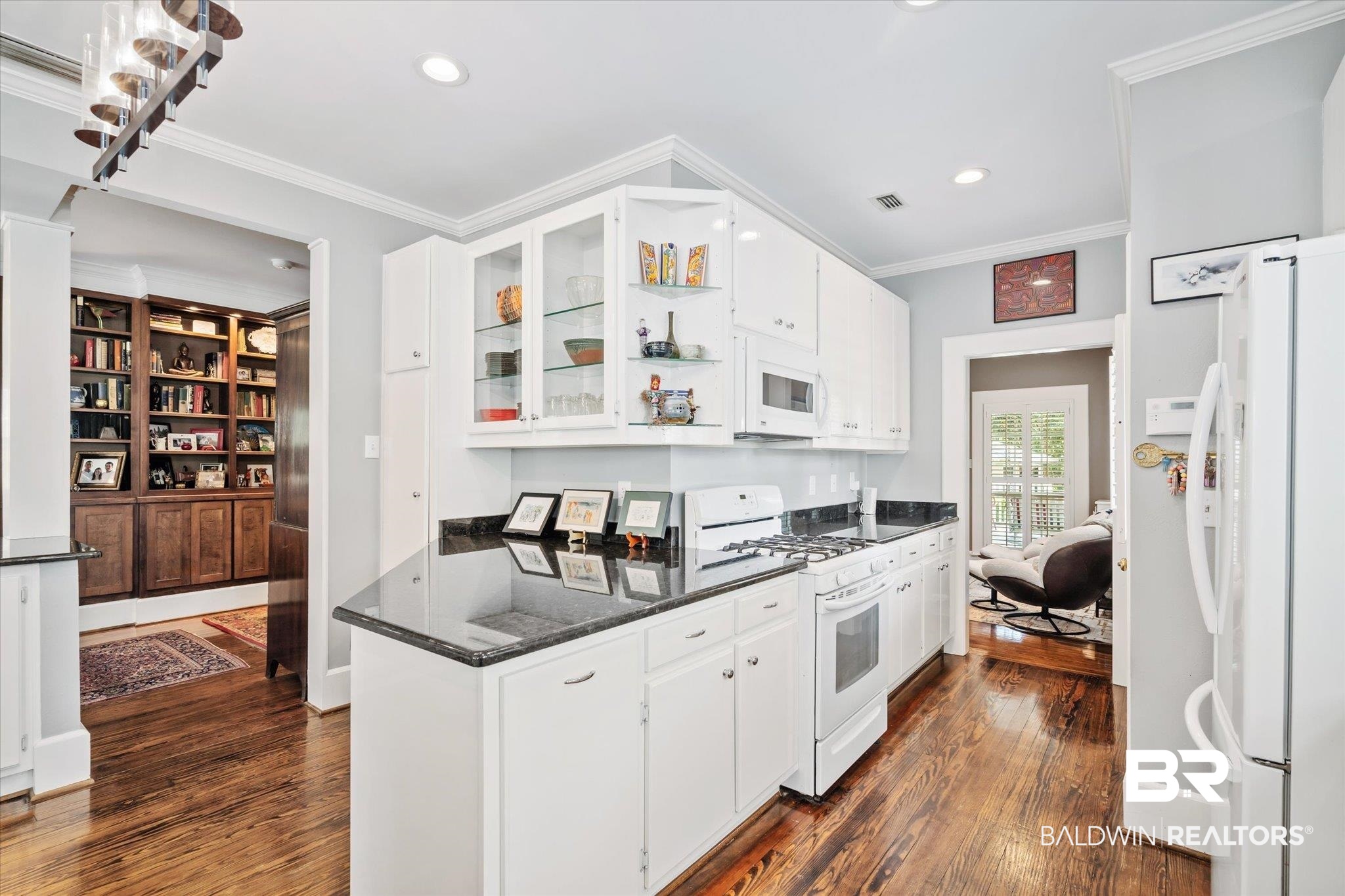 204 Dilston Street Mobile, AL 36608 - Photo 11 of 31 Kitchen