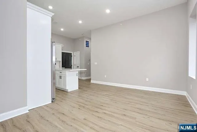 $3,000 | 385 Passaic Avenue, Unit 6, Lodi, NJ 07644