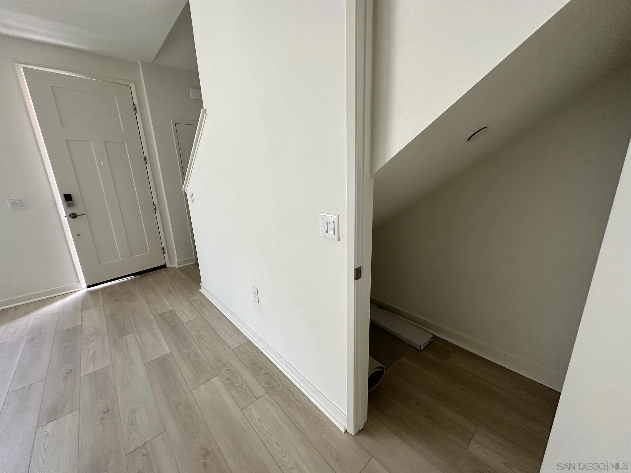 35119 Rangpur Lane, Unit 123 Fallbrook, CA 92028 - Photo 6 of 20 Gallery Image 6