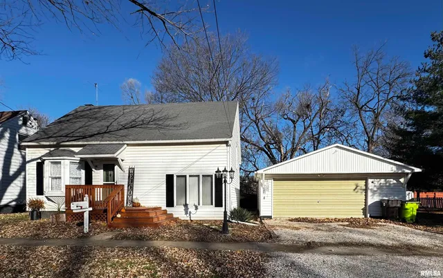 $124,900 | 423 West Adams Street, Rushville, IL 62681