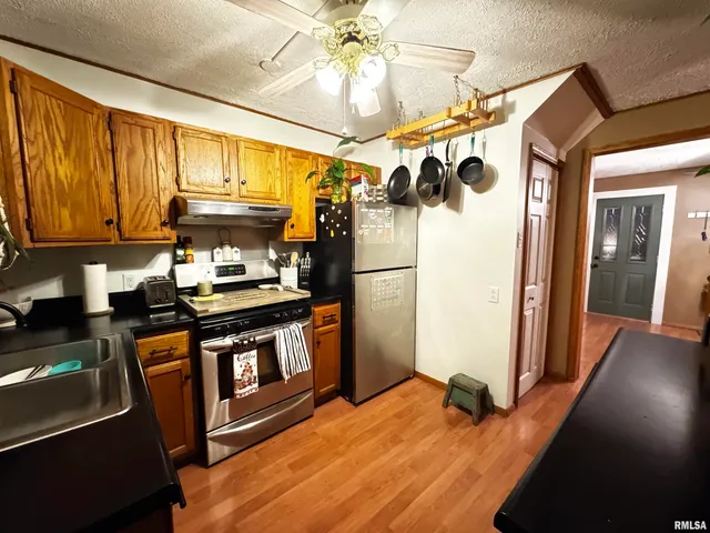 $124,900 | 423 West Adams Street, Rushville, IL 62681