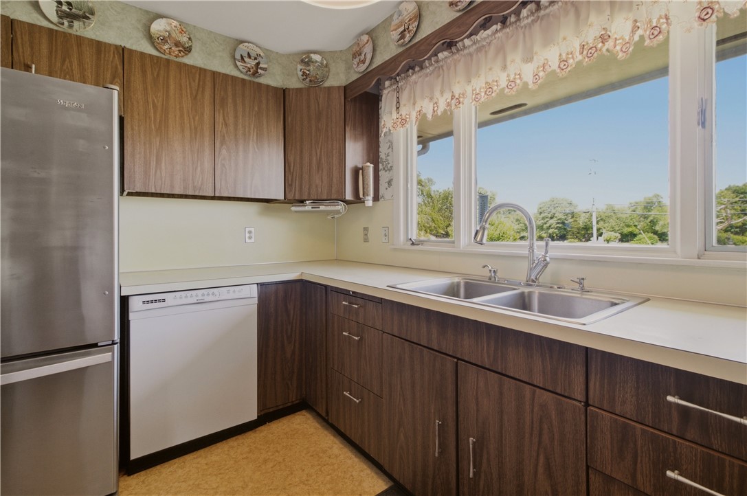 25 Westport Harbor Road Little Compton, RI 02837 - Photo 18 of 41