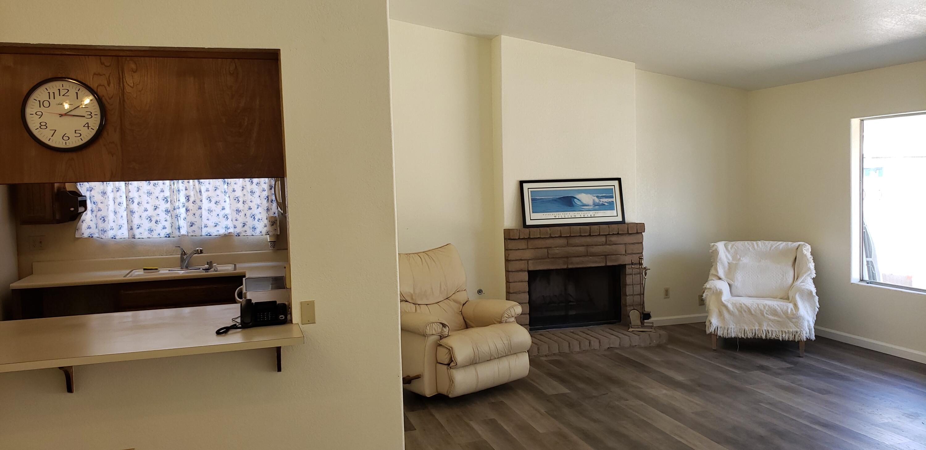 624 North Seventh Street Lompoc, CA 93436 - Photo 5 of 8 Living Room