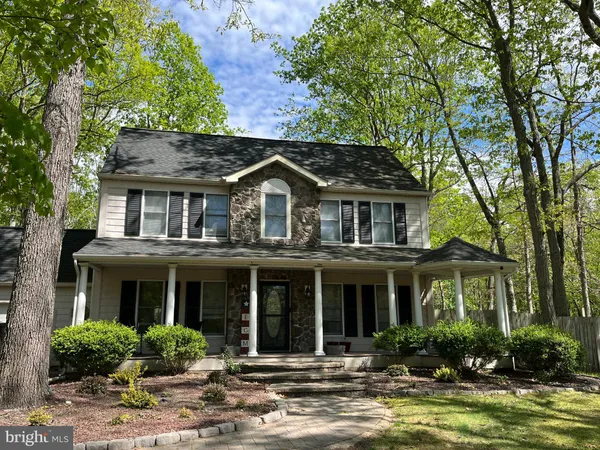 $615,000 | 10 Wimbeldon Way, Tabernacle, NJ 08088