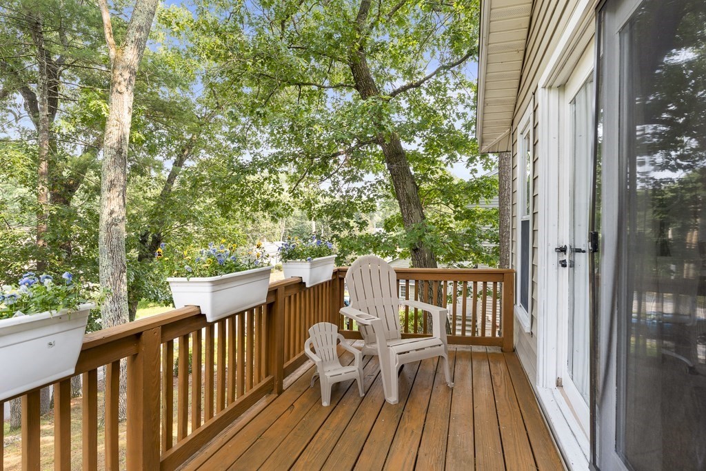 36 Elm Road Westford, MA 01886 - Photo 19 of 28