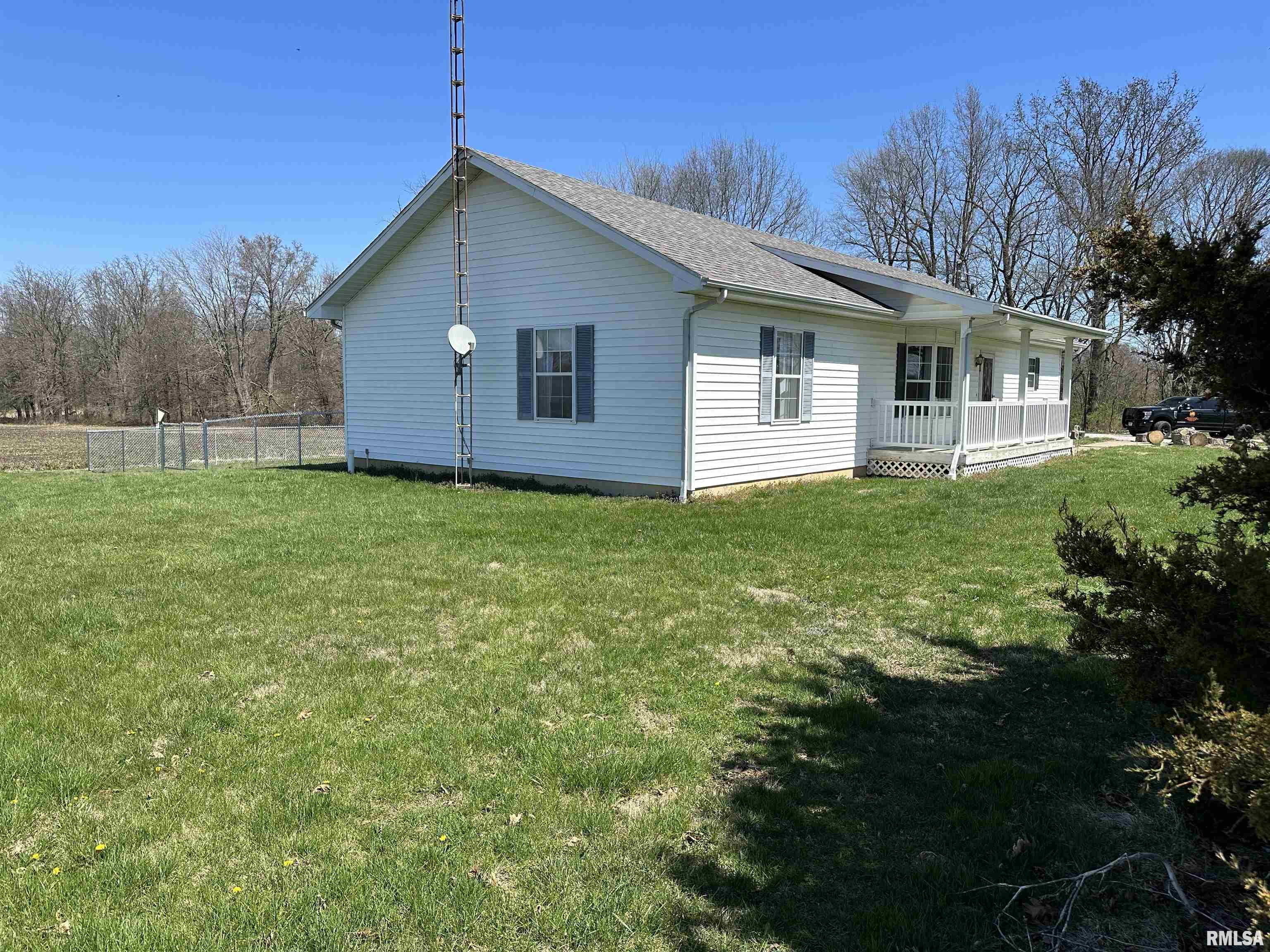 1987 Walnut Hill Road Walnut Hill, IL 62893 - Photo 8 of 25