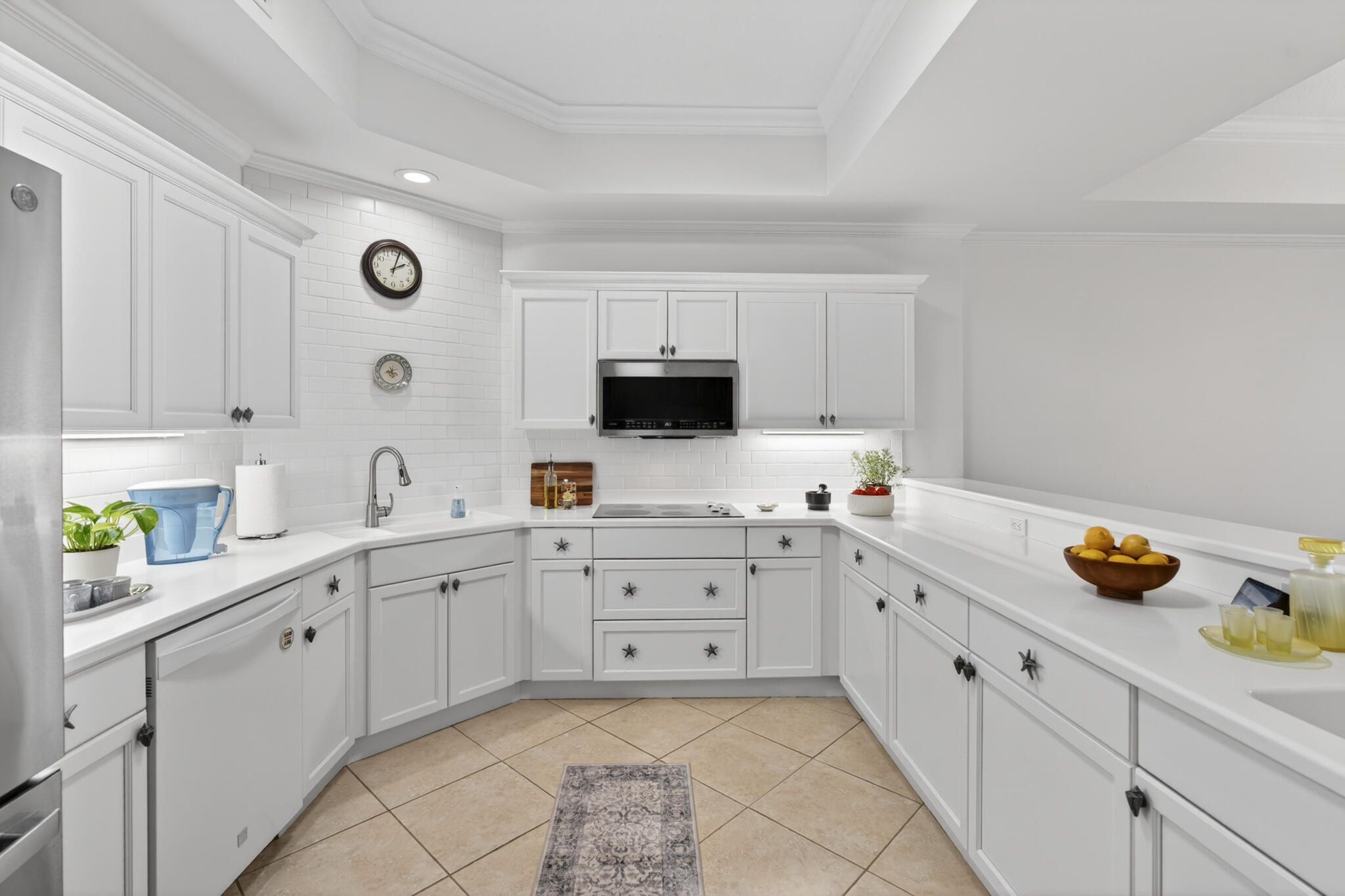 5 Calhoun Avenue, Unit 504 Destin, FL 32541 - Photo 17 of 64 Functional & Spacious Kitchen