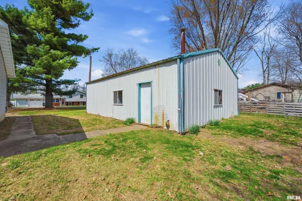 $125,000 | 3859 Norwood Road, Manito, IL 61546