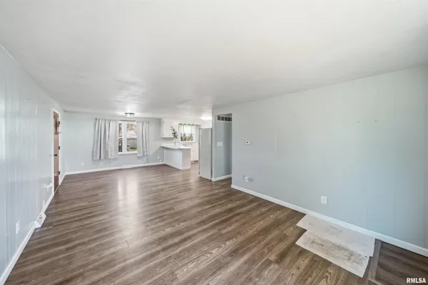 $125,000 | 3859 Norwood Road, Manito, IL 61546