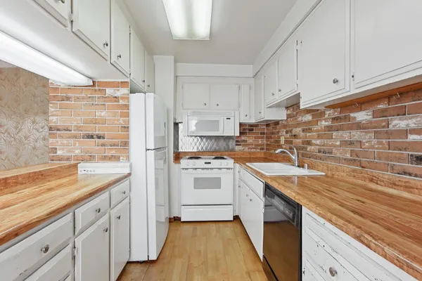 $340,000 | 126 Touchstone Place, West Sacramento, CA 95691