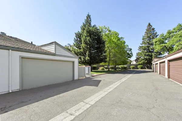 $340,000 | 126 Touchstone Place, West Sacramento, CA 95691