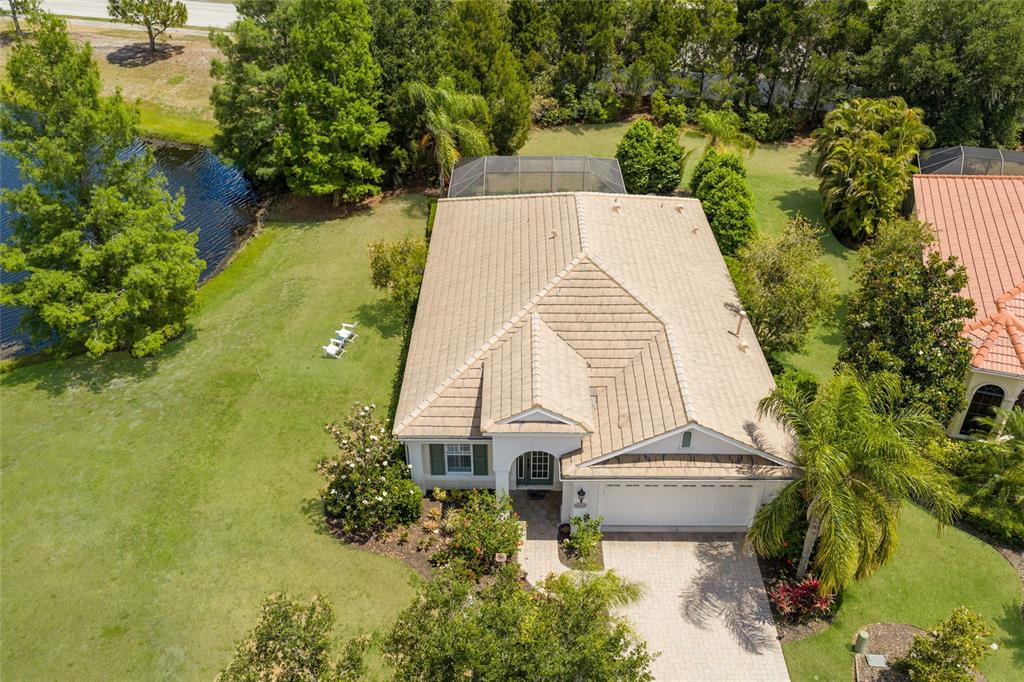 15422 Helmsdale Place Lakewood Ranch, FL 34202 - Photo 7 of 64