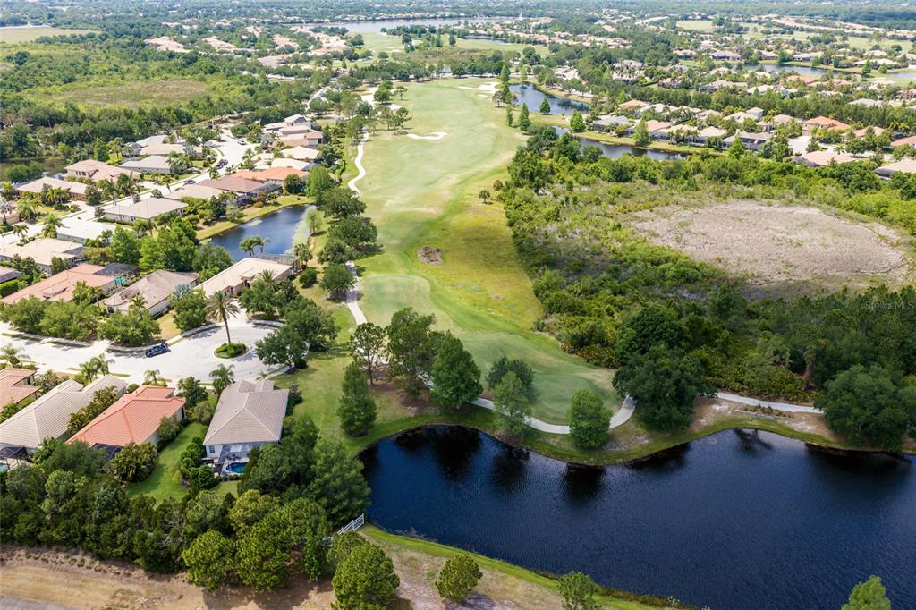 15422 Helmsdale Place Lakewood Ranch, FL 34202 - Photo 9 of 64