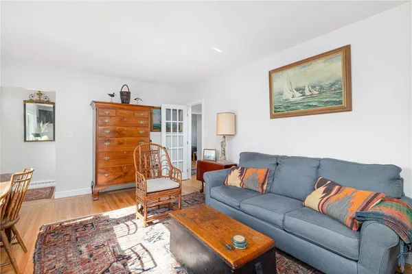 $3,450 | 6 Cliff Terrace, Newport, RI 02840