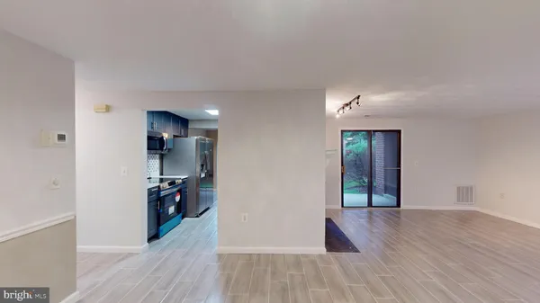 $315,000 | 18204 Swiss Circle, Unit 3102, Germantown, MD 20874