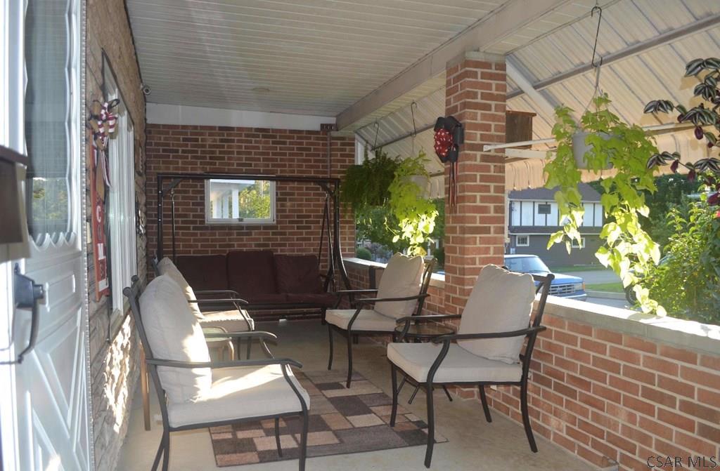 402 9th Street Windber, PA 15963 - Photo 4 of 42