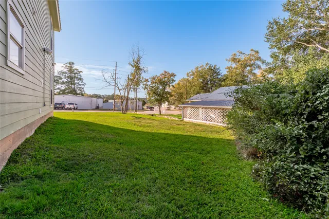 $1,200 | 2118 Avenue M, Unit A, Huntsville, TX 77340