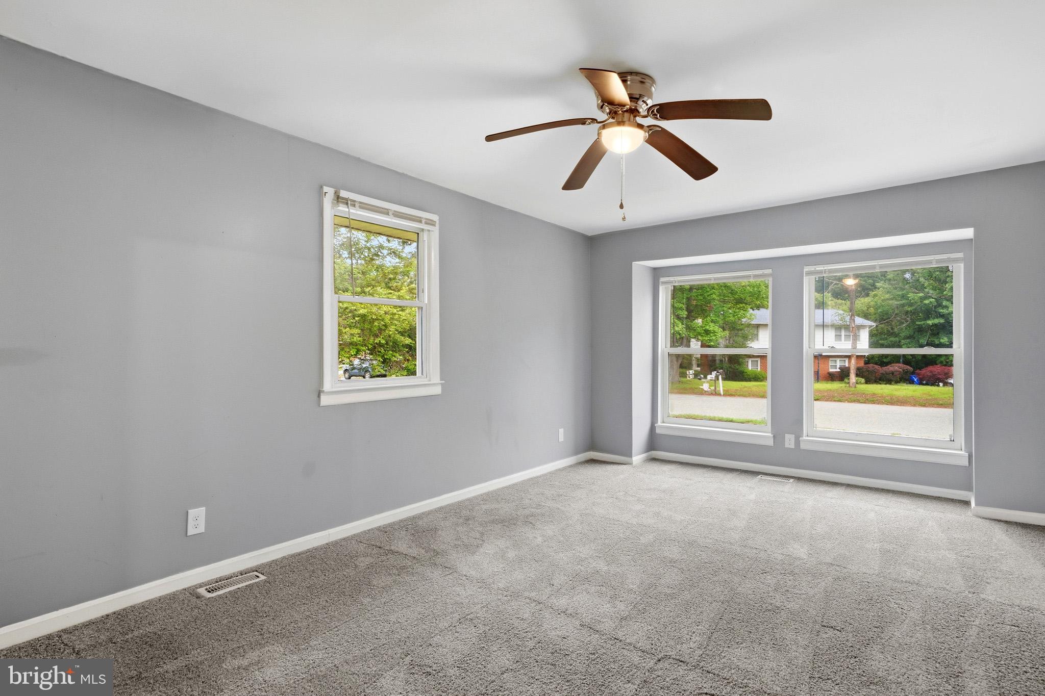 6743 Amherst Road Bryans Road, MD 20616 - Photo 17 of 45 Additional living area