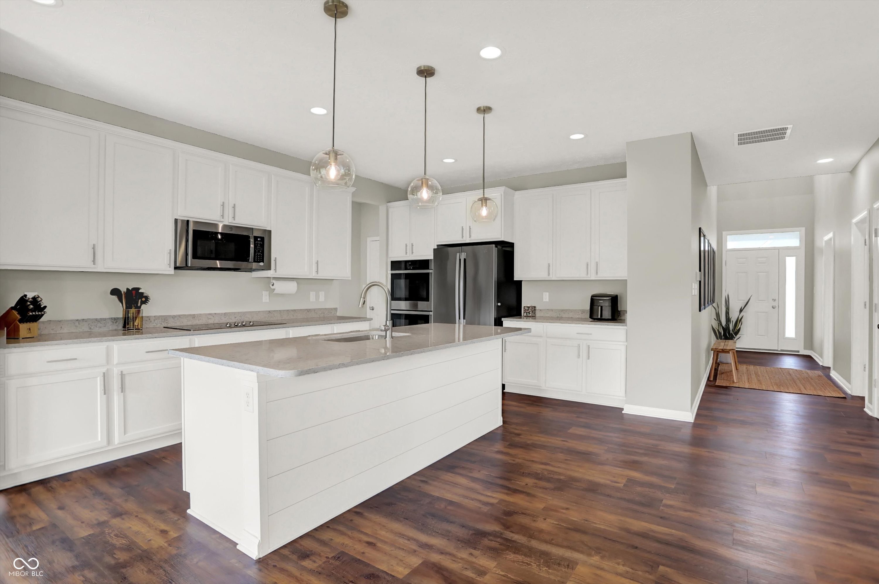 5153 Timber Stream Court Indianapolis, IN 46239 - Photo 6 of 76