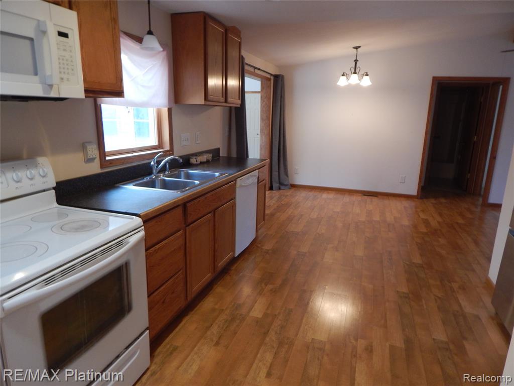 10321 East Lovejoy Road Perry, MI 48872 - Photo 20 of 53