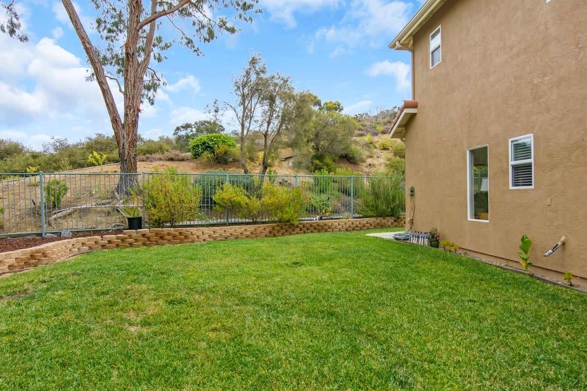 2102 Sun Valley Road San Marcos, CA 92078 - Photo 24 of 25