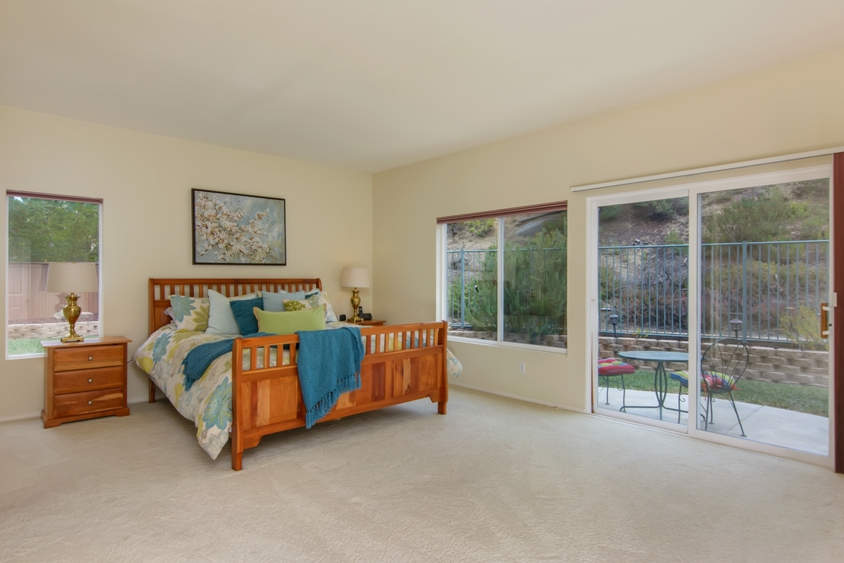 2102 Sun Valley Road San Marcos, CA 92078 - Photo 10 of 25