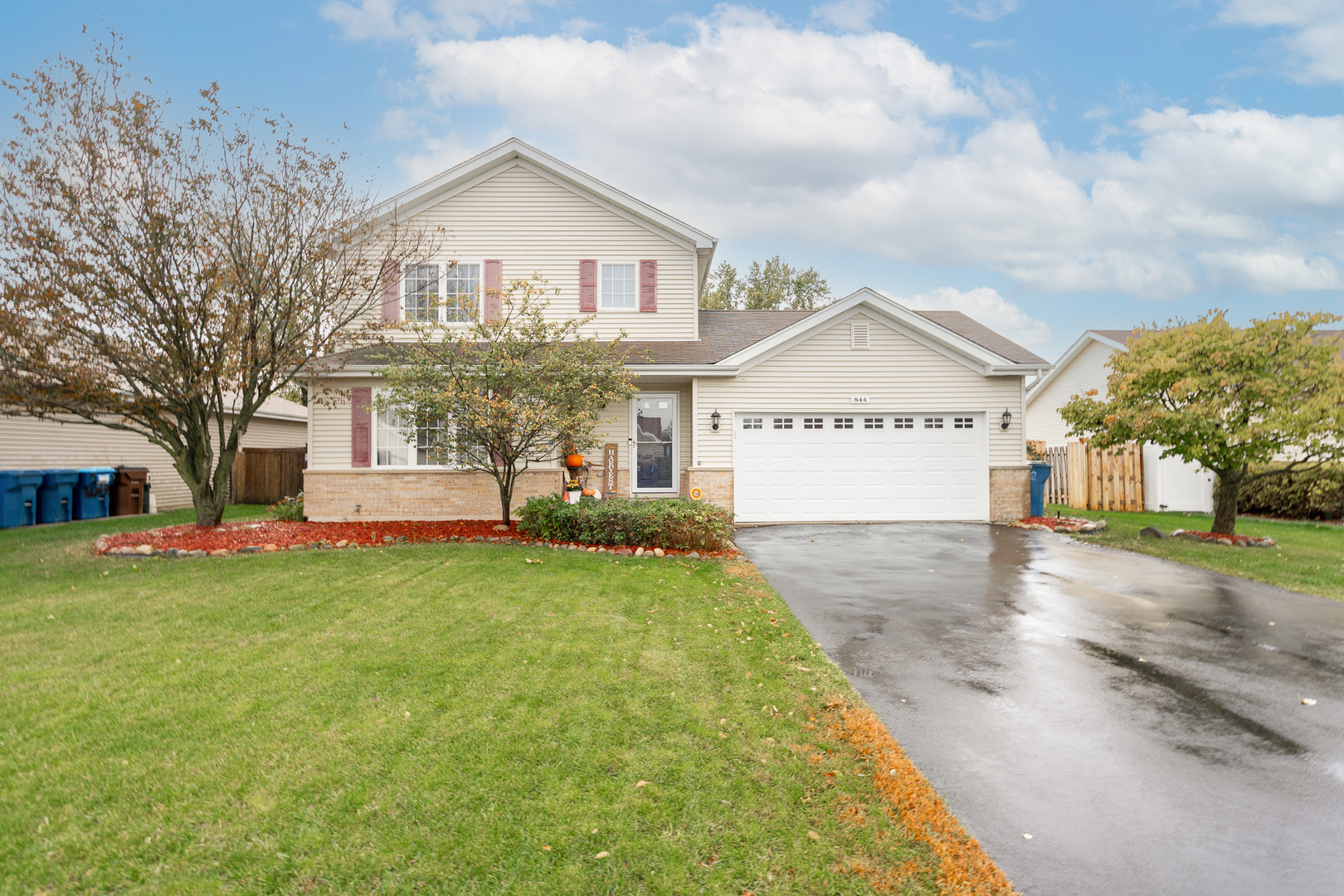844 Yorkshire Terrace Crete, IL 60417 - Photo 1 of 29 Gallery Image 1