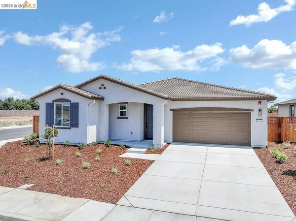 $695,000 | 504 Spruce Way, Oakley, CA 94561