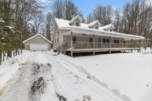 $665,000 | 4760 North Lakeshore Drive, Mears, MI 49436