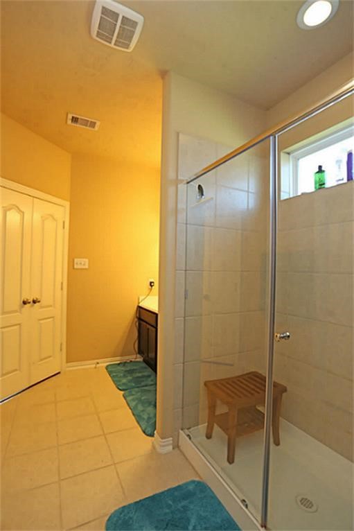 2710 Diamond Vista Lane Rosharon, TX 77583 - Photo 13 of 32 Gallery Image 13
