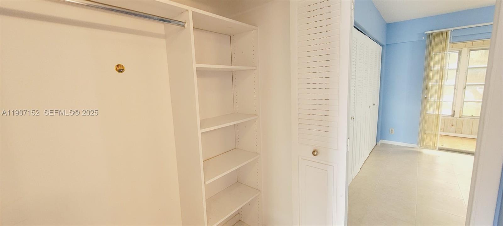 534 Mansfield M, Unit 534 Boca Raton, FL 33434 - Photo 13 of 51 a view of a bathroom