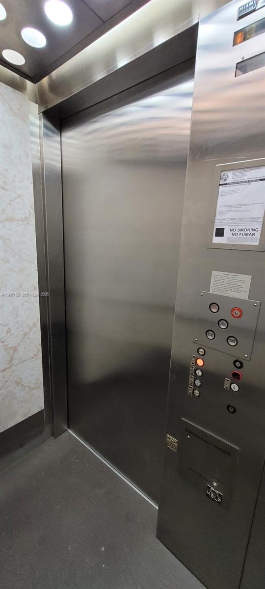 534 Mansfield M, Unit 534 Boca Raton, FL 33434 - Photo 24 of 52 a bathroom with a shower