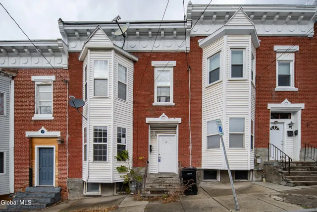 $110,000 | 67 Ingalls Avenue, Troy, NY 12180