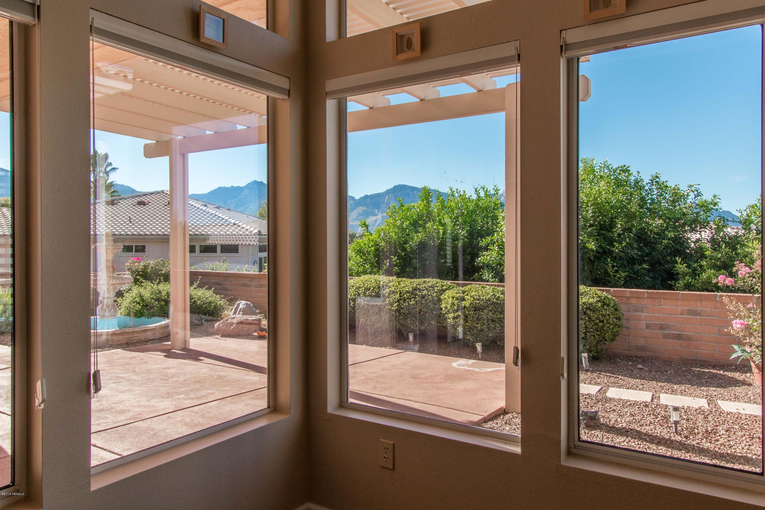 1604 East Crown Ridge Way Tucson, AZ 85755 - Photo 5 of 28