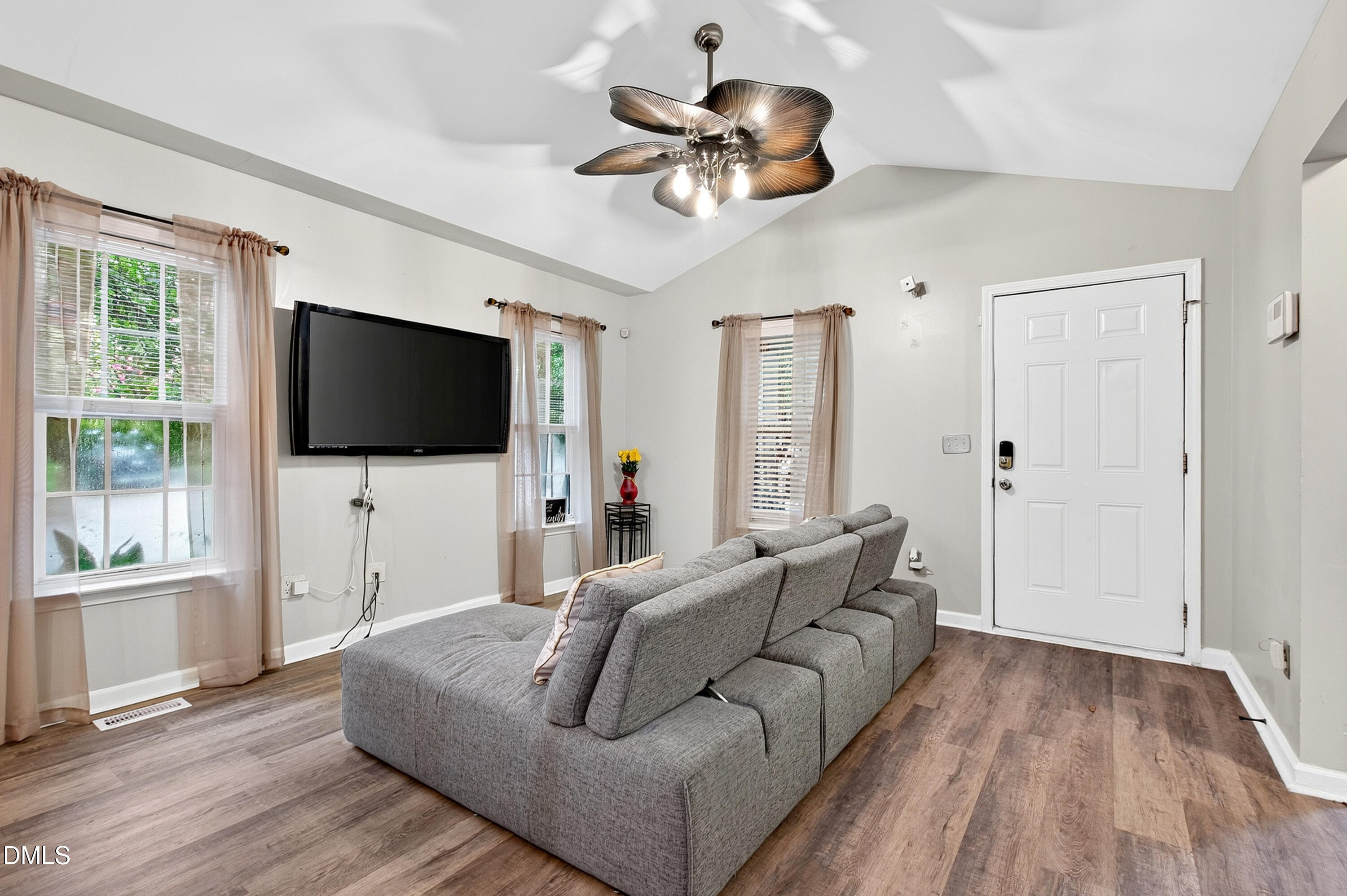 702 East Jones Street Raleigh, NC 27601 - Photo 2 of 44 Jones (11)